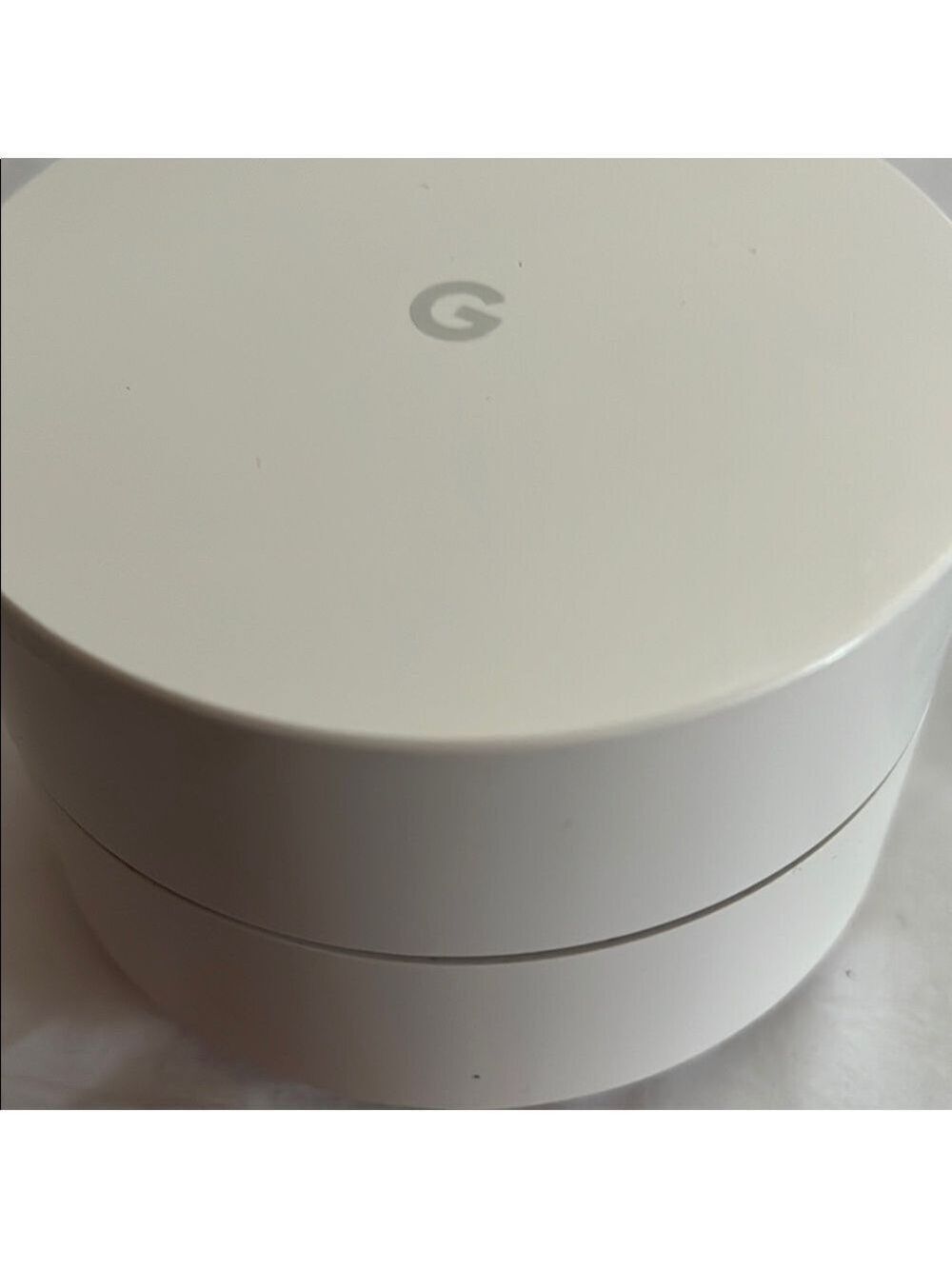 Google White WiFi Router with power adapter - Picture 4 of 4
